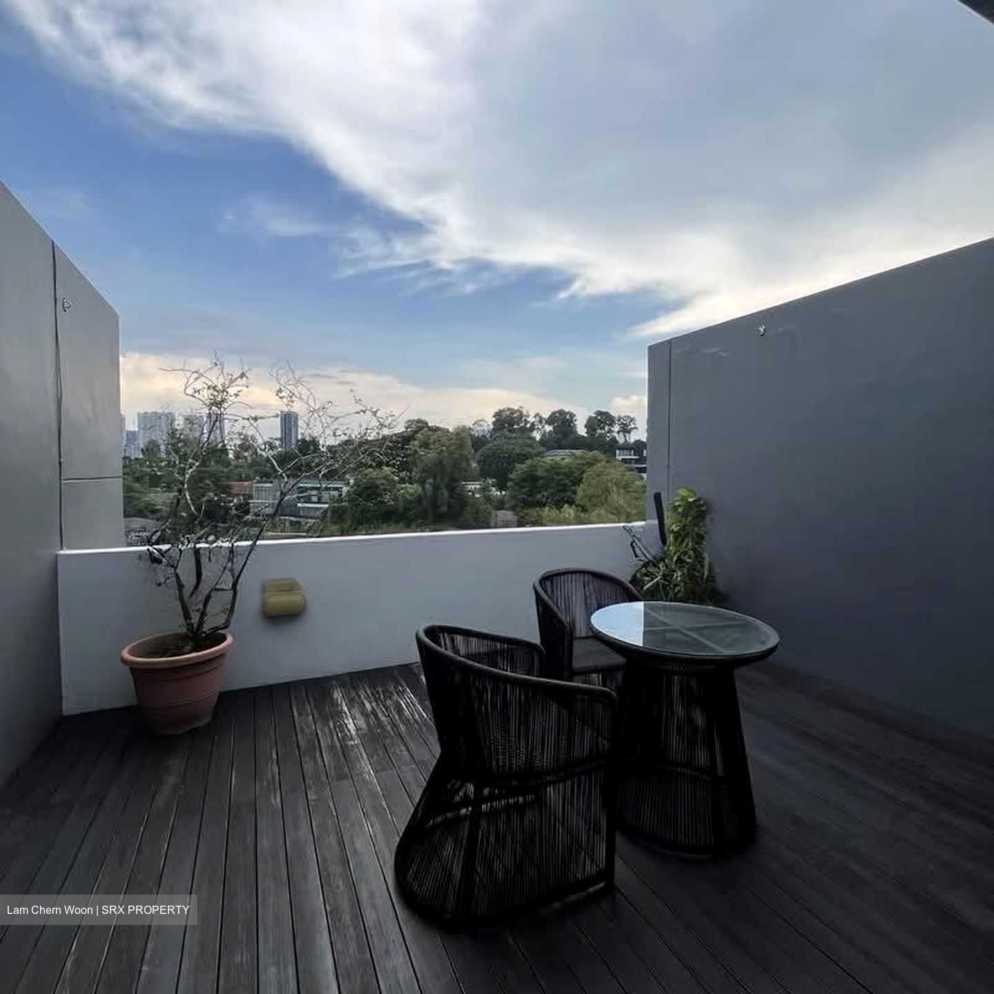 Holland Mews (D10), Apartment #563332211